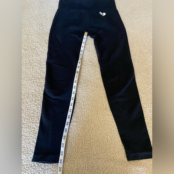 🌸 Women’s Best 🌸 seamless black leggings - Picture 6 of 7